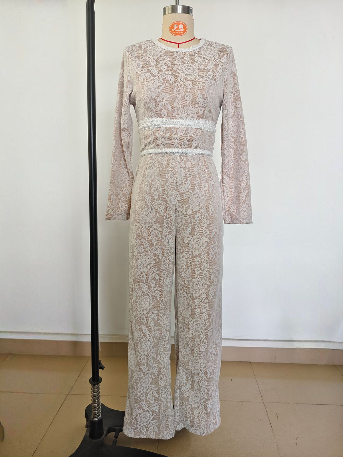 Chic Slim-Fit Lace Jumpsuit for Women