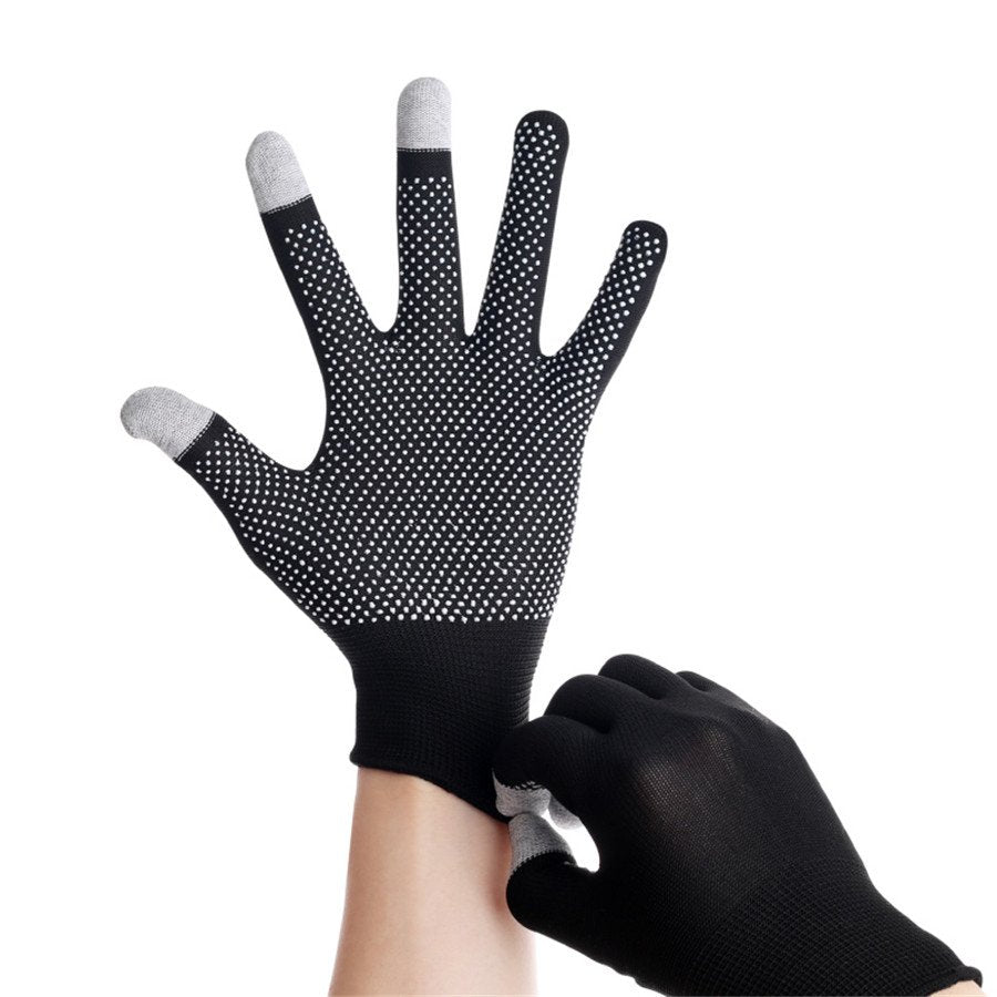 Stay Connected with Touchscreen Gloves