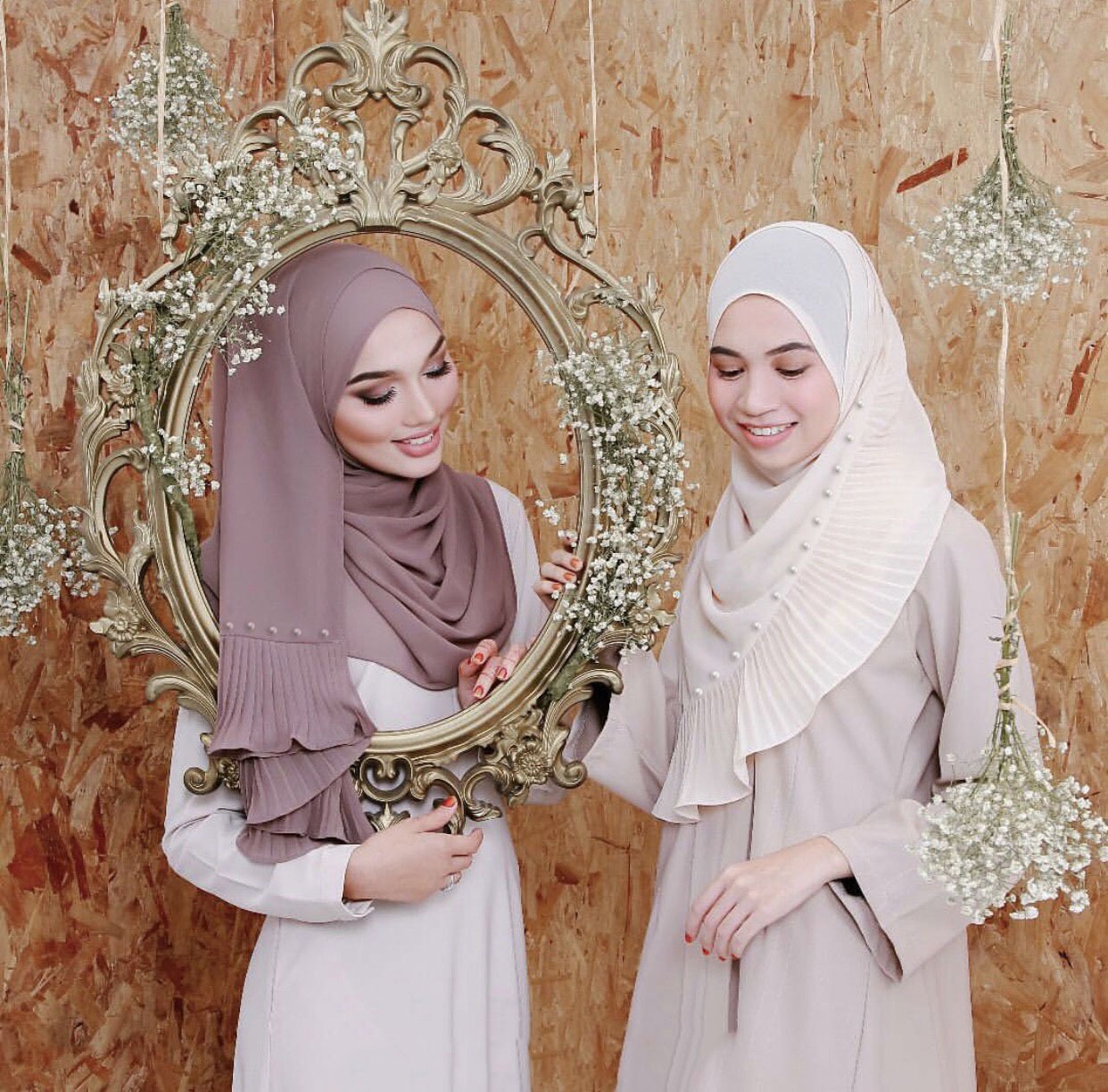 Add Elegance with Monochrome Chiffon Scarf