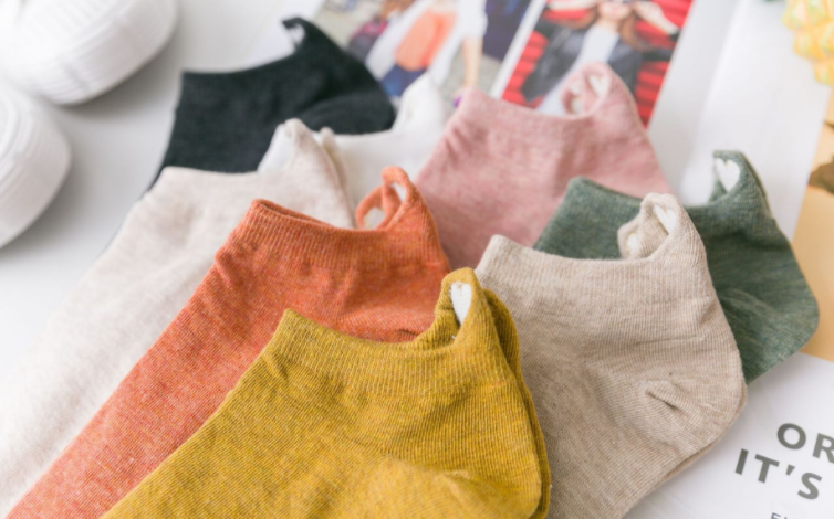 Heart Embroidery Cotton Socks for Women