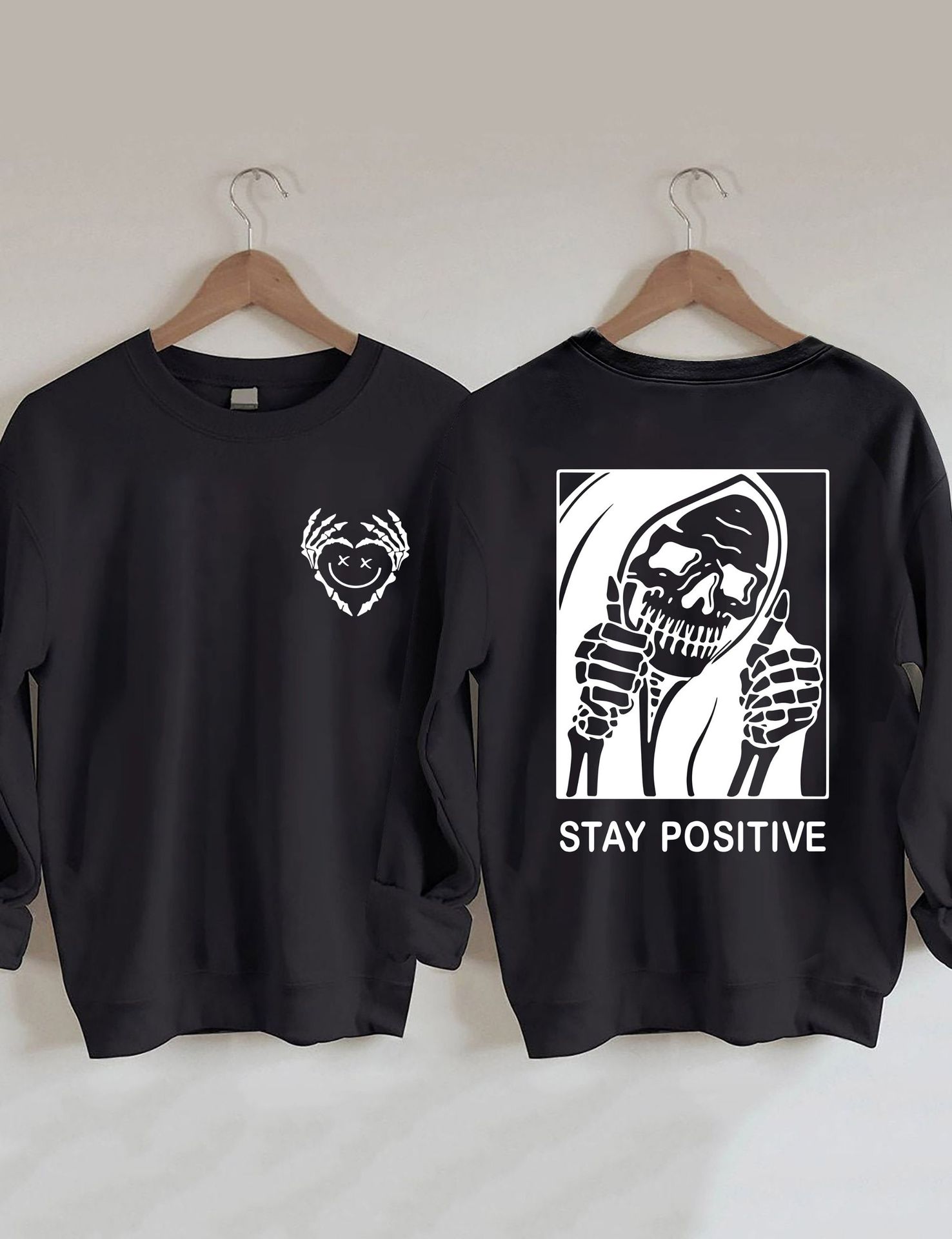 Cute Heart Skull Graphic Streetwear Pullover Sweater