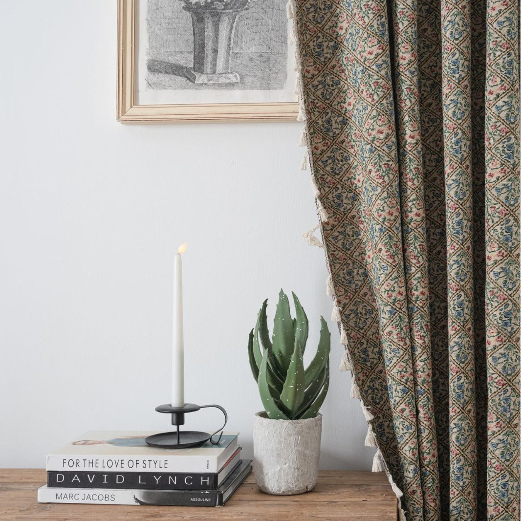 Jacquard Bouquet Tassel Curtain