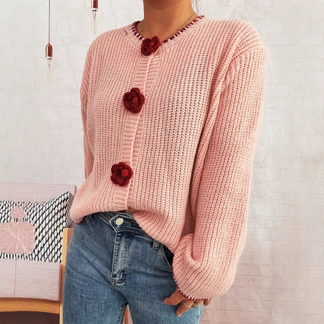 New Cute Flowers Button Simple Street Valentine's Day Sweater