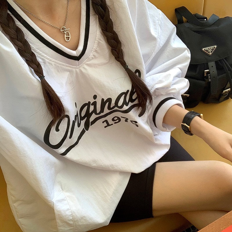 Korean Style V-Neck Printed Loose Long Sleeve Sweatshirt