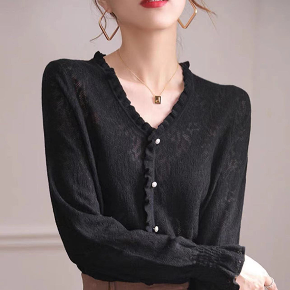 High-grade Hollow-out Lace V-neck Thin Sweater