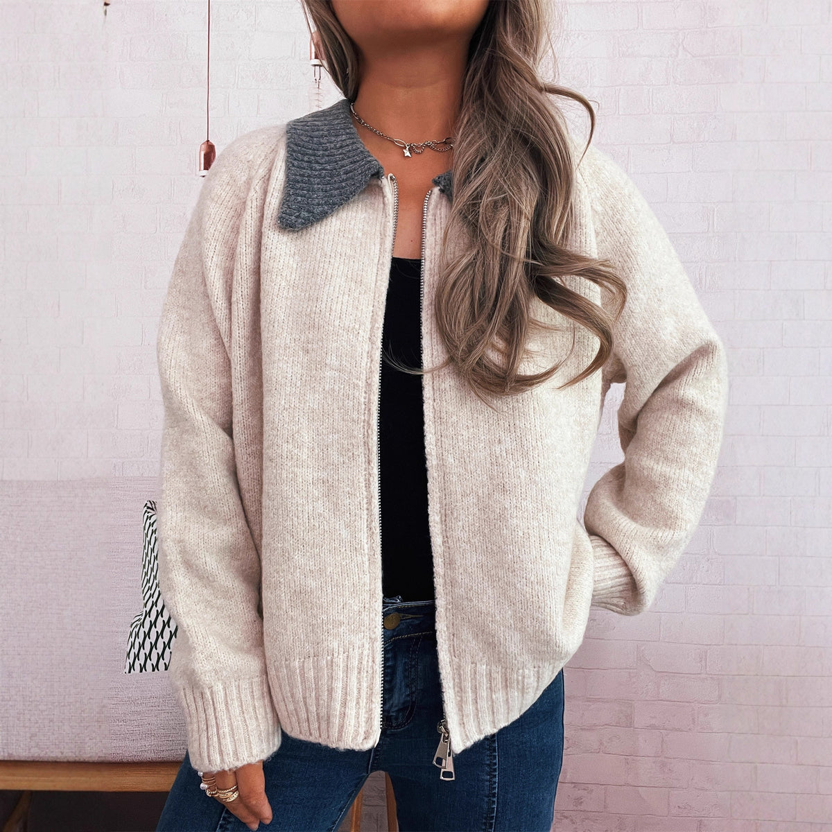 Cute Doll Collar Contrast Color Long Sleeves Zipper Casual Sweater