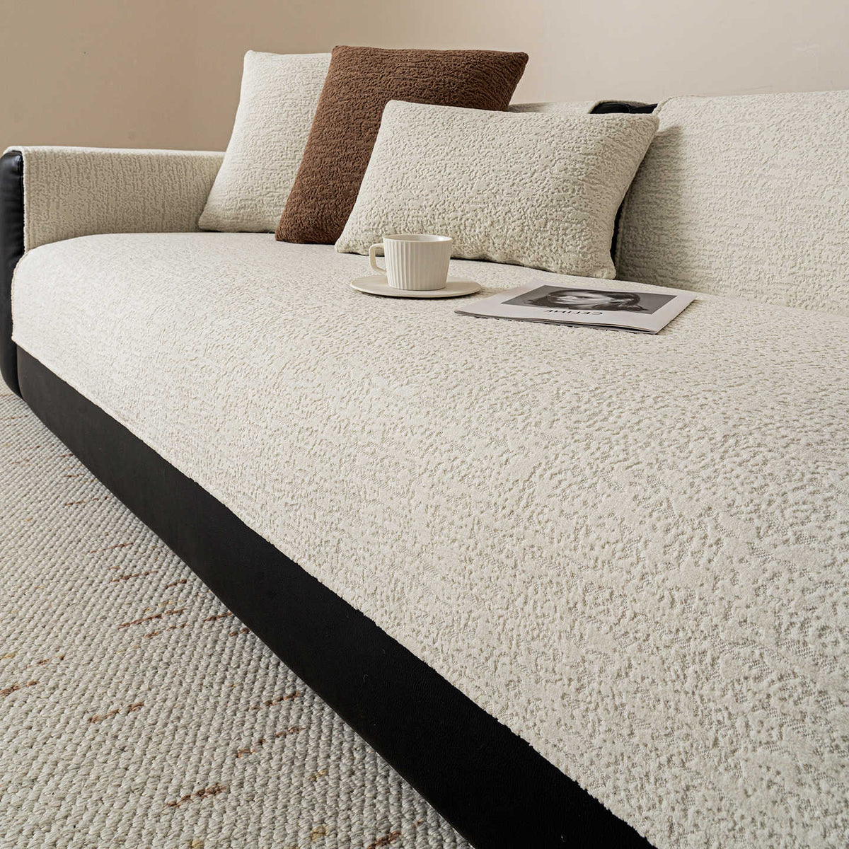 Retro-style Thick Plush Sofa Cushion