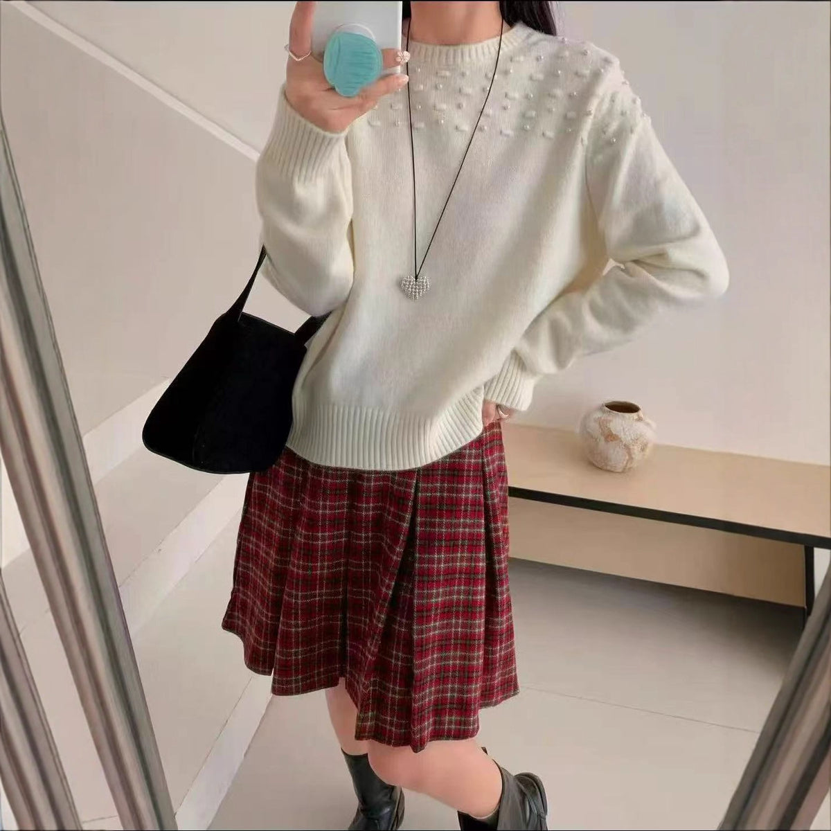 Round Neck Sweater for Women Designer Inspired Niche Base Layer New Spring Autumn Style