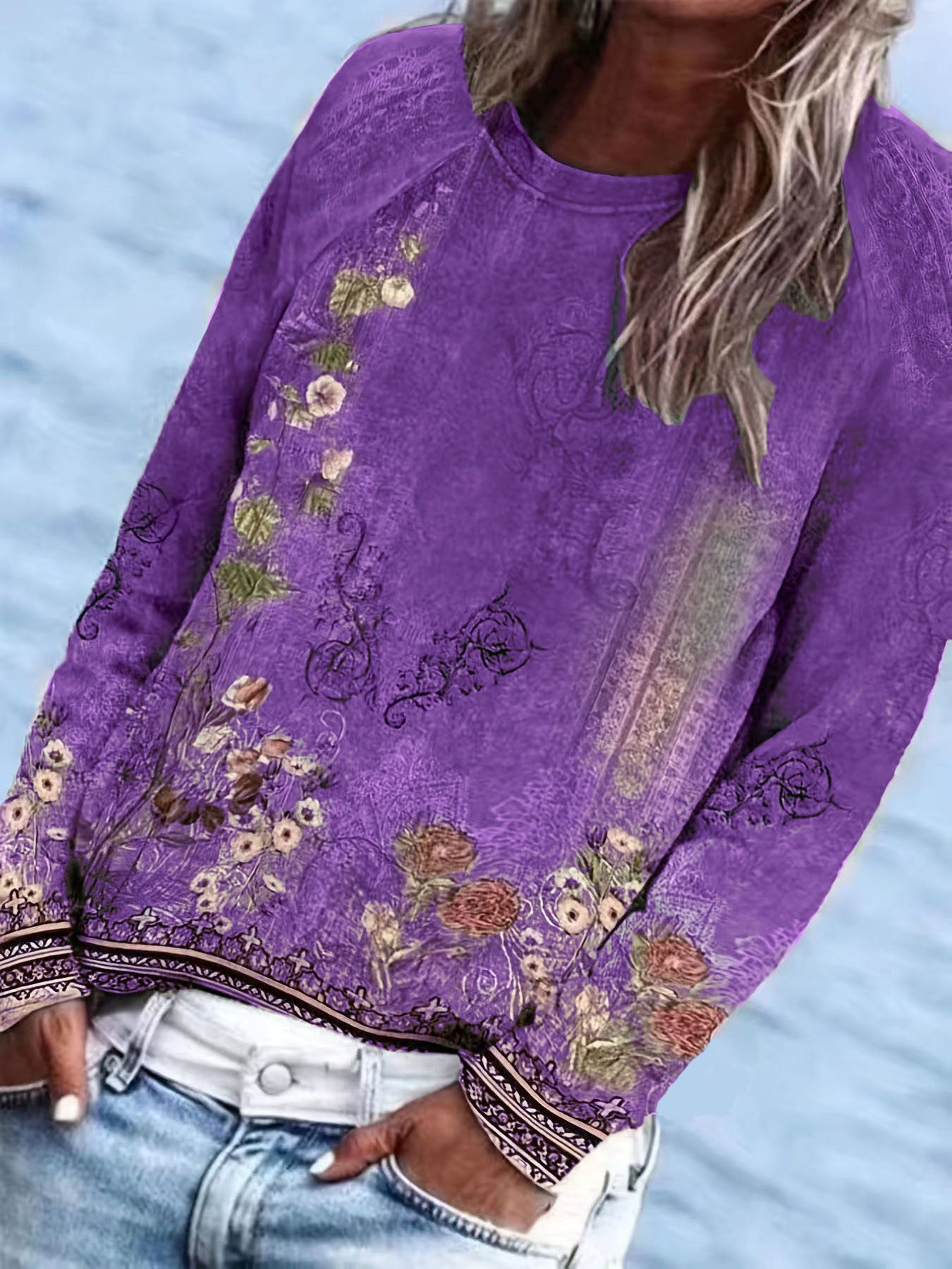 Printed Raglan Sleeve Pullover Sweatshirt
