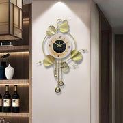 Modern 3D metal ginkgo leaf wall clock silent and battery powered