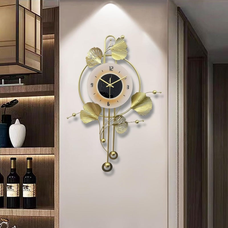 Modern 3D metal ginkgo leaf wall clock silent and battery powered