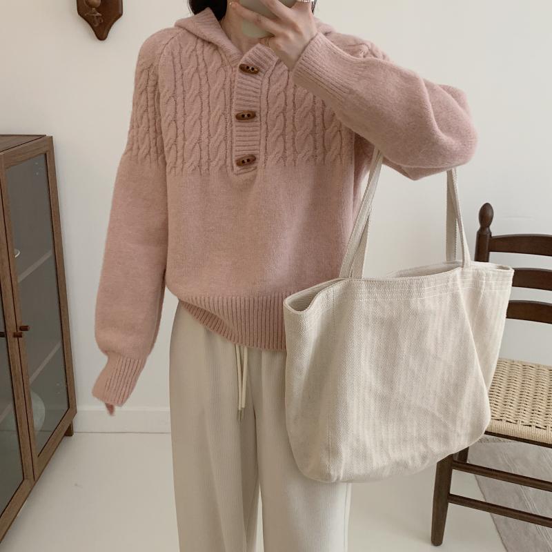 Korean-style Horn-button Cable-knit Sweater for Women