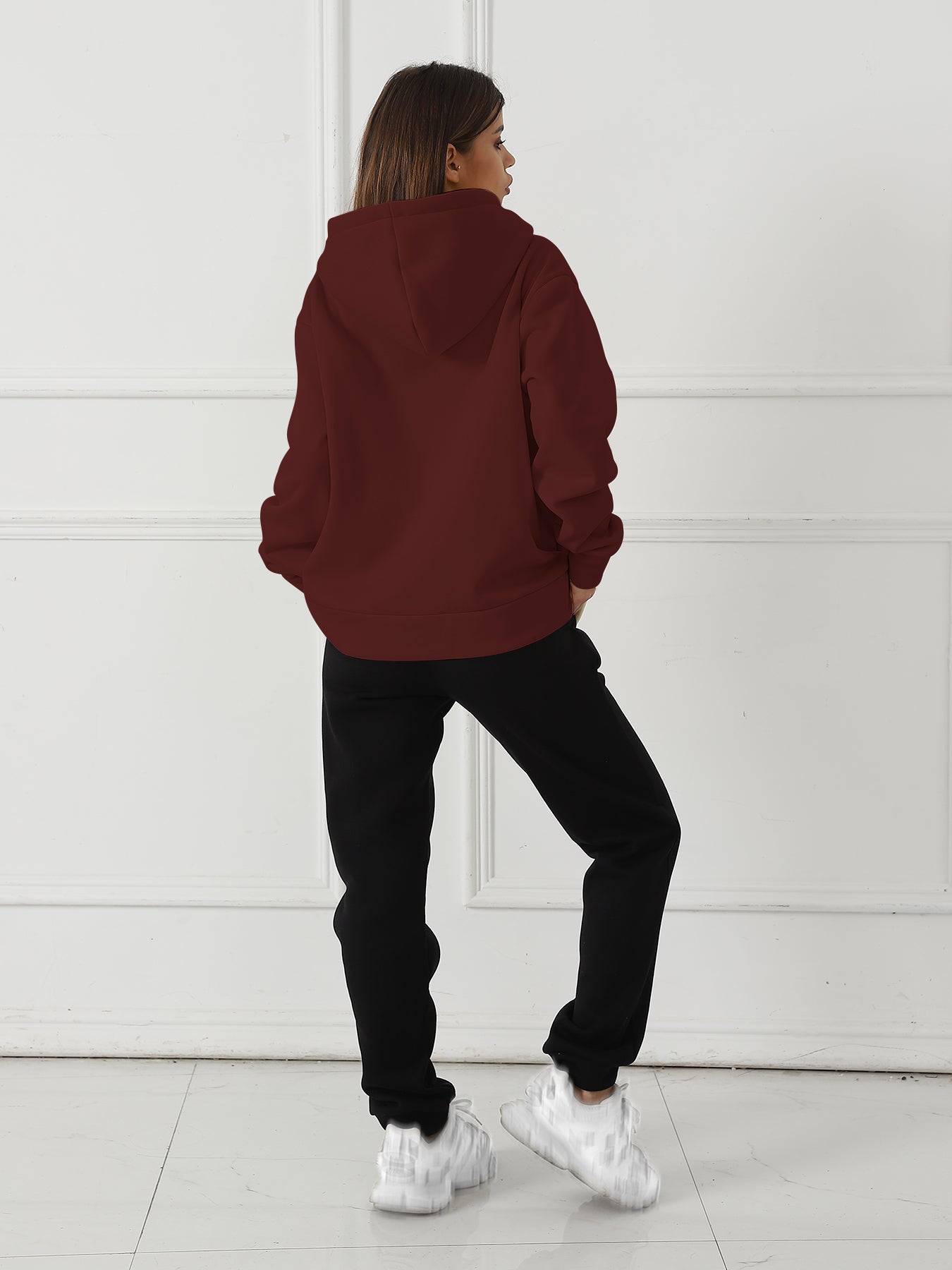 Cozy Women's Long Sleeve Sweatshirt for Everyday Comfort
