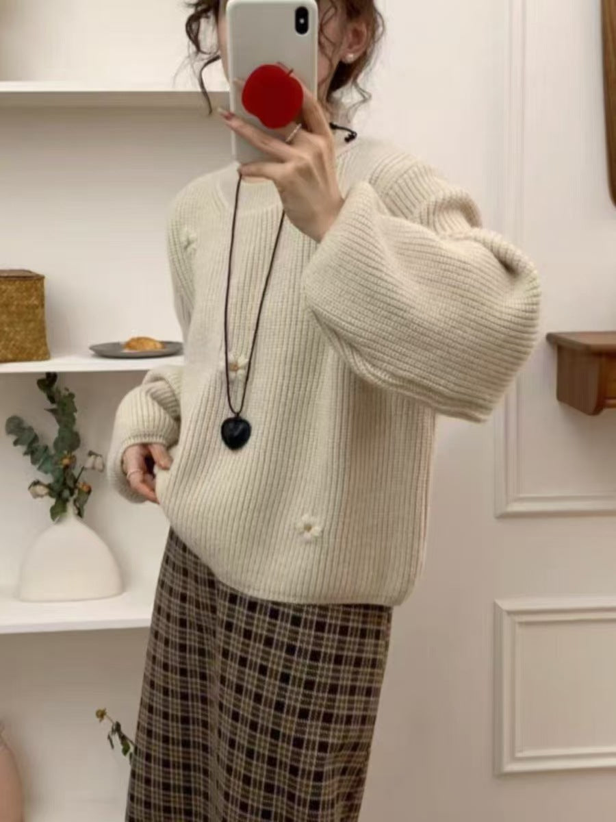 Loose and Lazy Style High-grade Korean Style Vintage Embroidered Flower Pullover Sweater