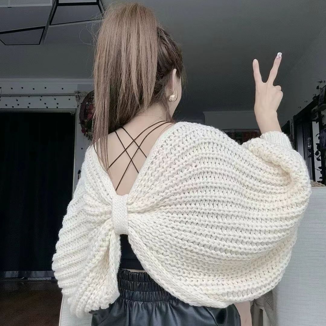 Retro Outerwear Short V-neck Top for Women
