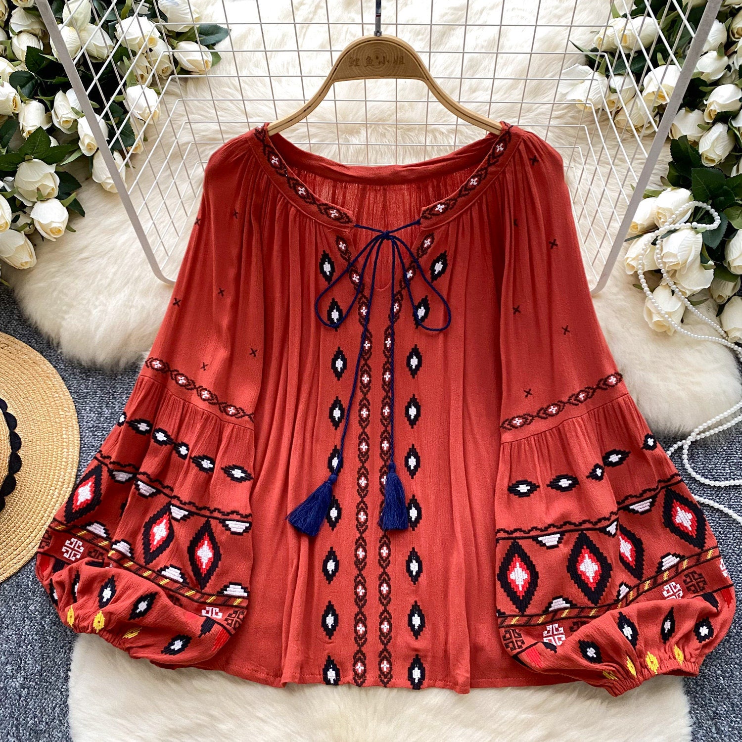 Retro Boho Embroidered Lantern Sleeve Top – Loose Fit, One Size