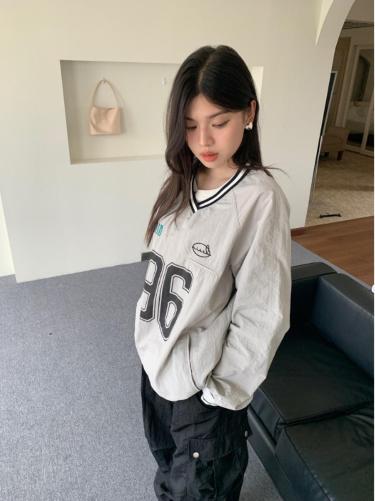 Sweet V-Neck Loose Knit Sweater