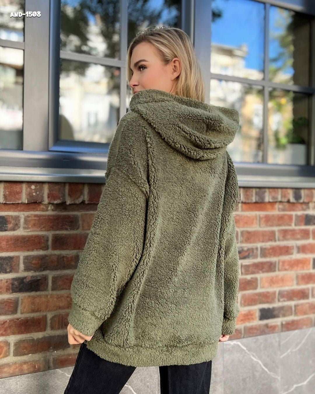 Cozy Flannel Long-Sleeve Pullover Sweatshirt