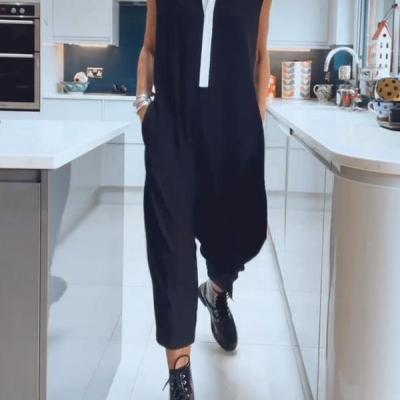 Chic Sleeveless Commuter Jumpsuit with Pockets