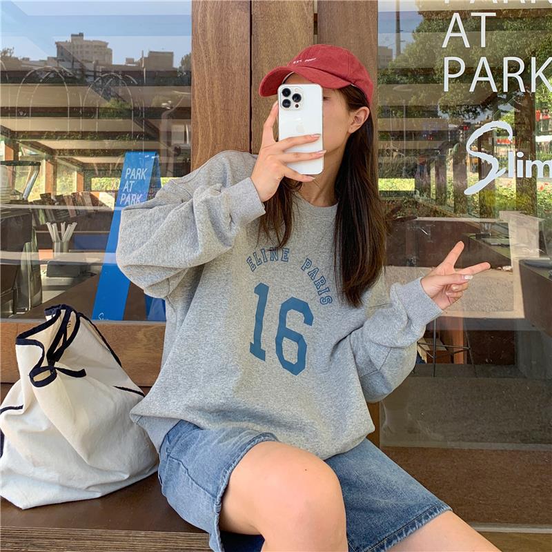 Oversized Letter Print Long Sleeve Women's Pullover Sweater