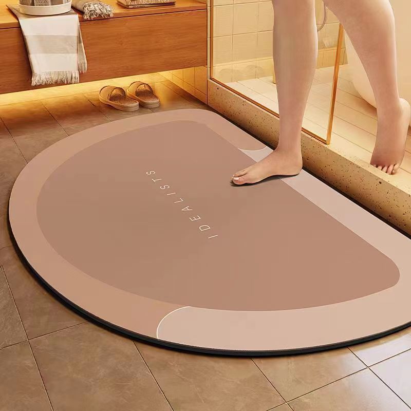 Minimalist Diatomaceous Earth Bathroom Mat for Quick Water Absorption and Drying
