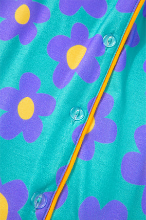 Grünes Pyjama-Set mit kurzärmligem Hemd und Blumenmuster