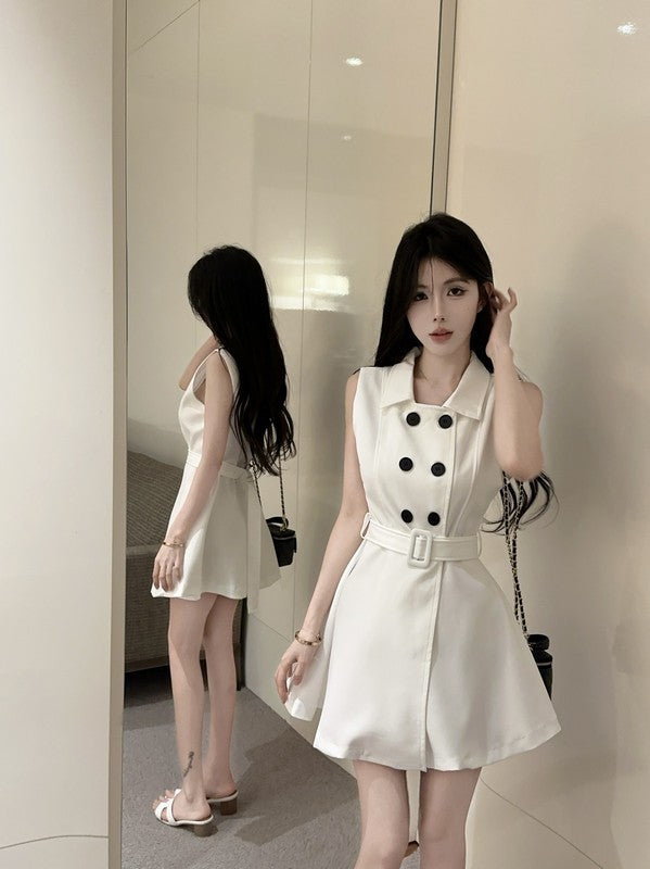 Waist-cinched Sleeveless Lapel-collar Trench-style Dress