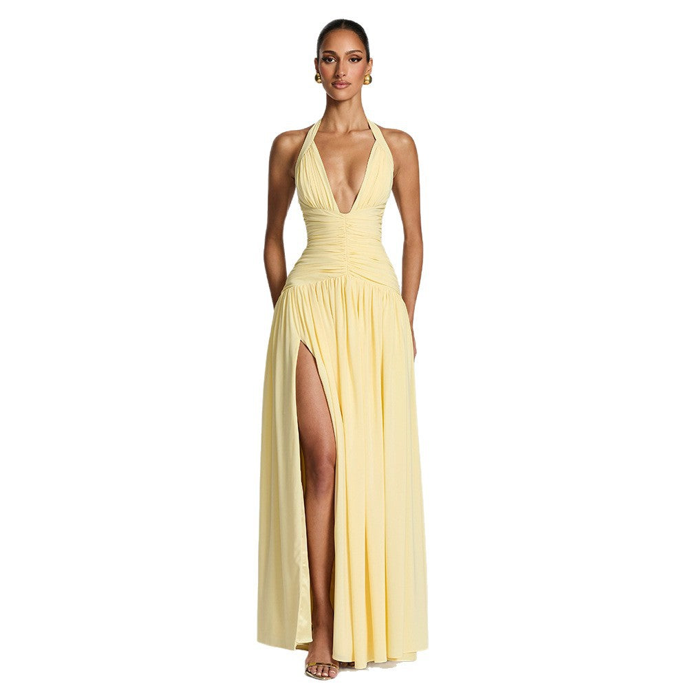 Elegant Slit Evening Gown Chic Halter-neck Figure-hugging and Sexy with a Bare Back