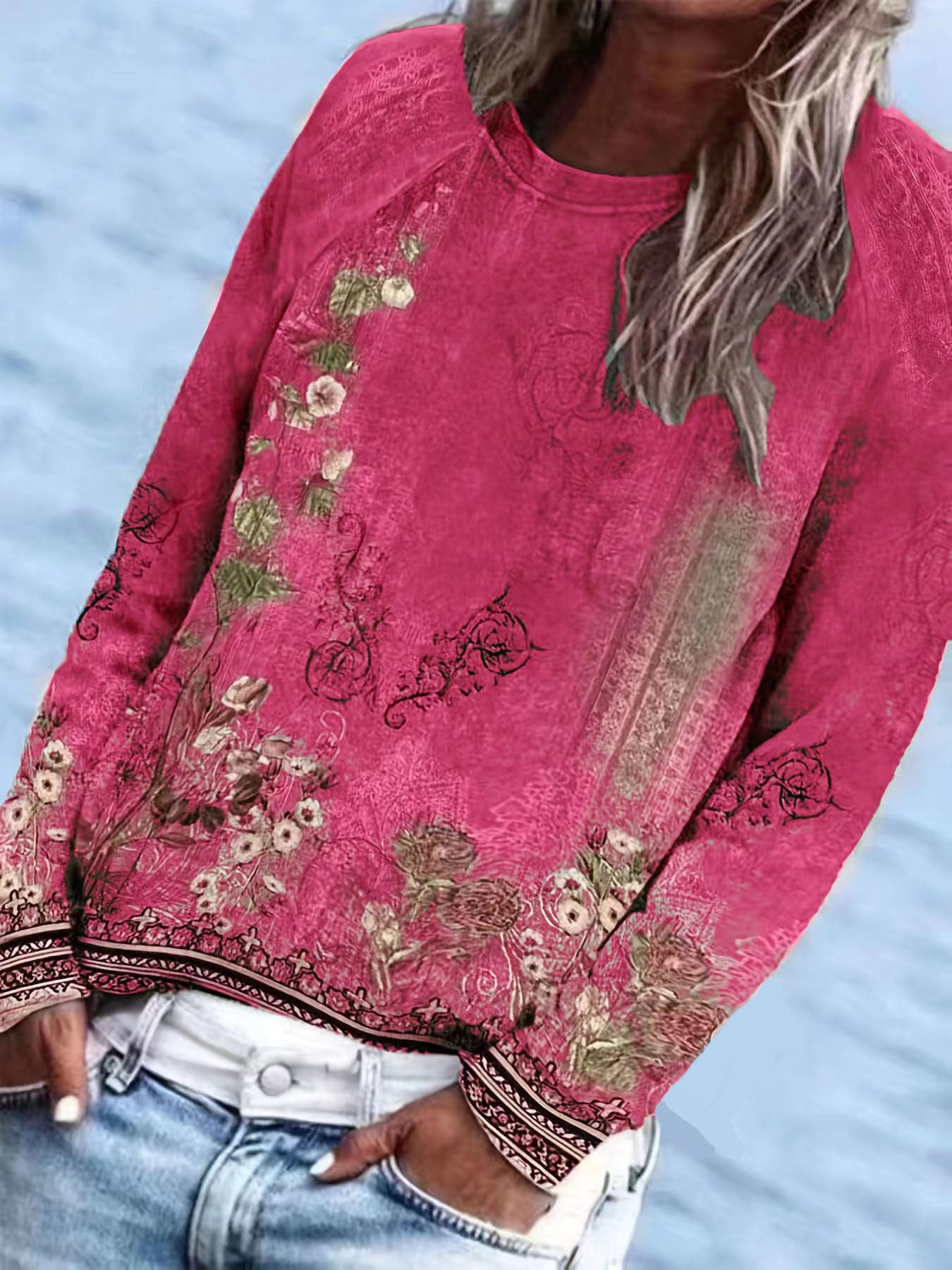 Printed Raglan Sleeve Pullover Sweatshirt