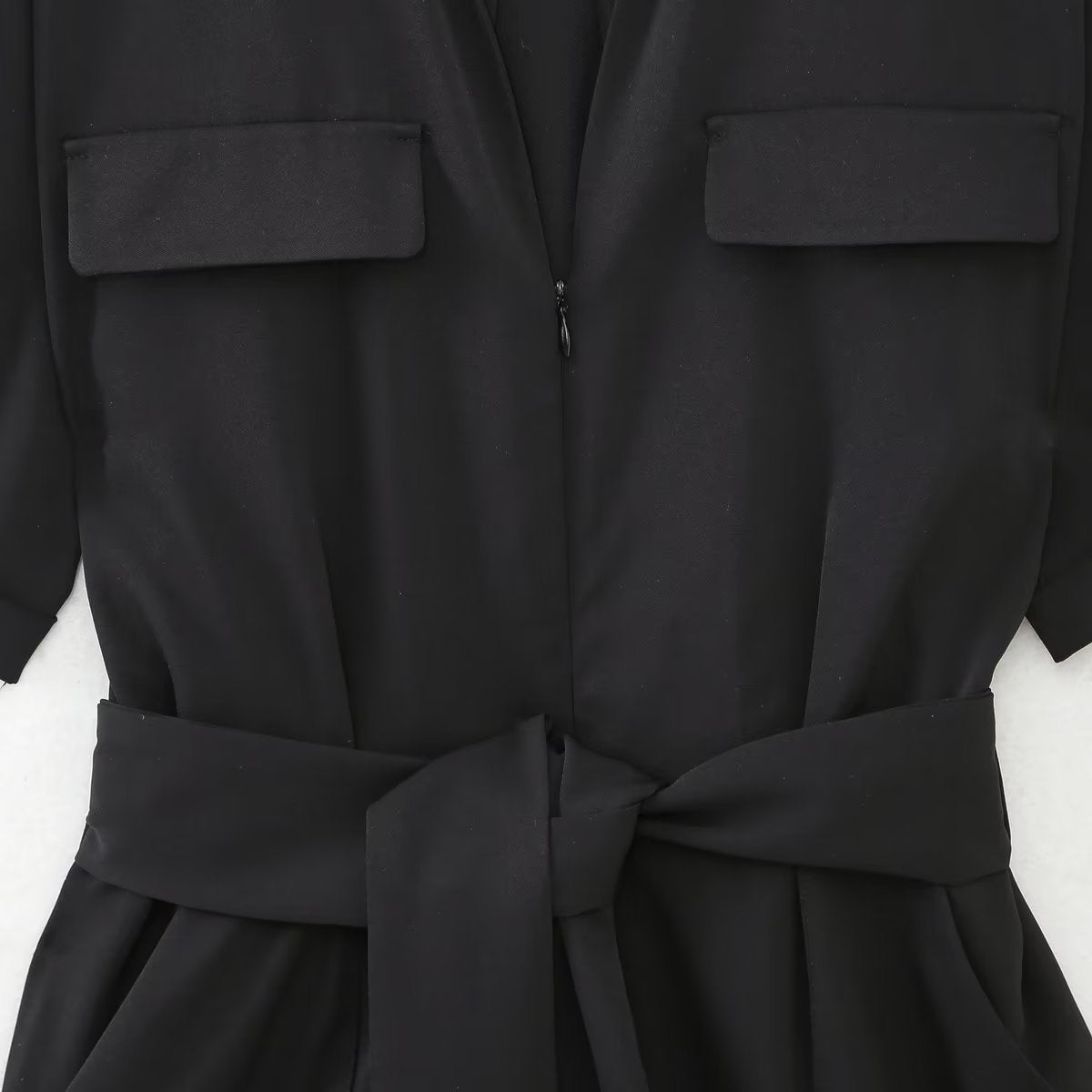 Chic Short-Sleeve Belted Jumpsuit with Zipper & Lapel