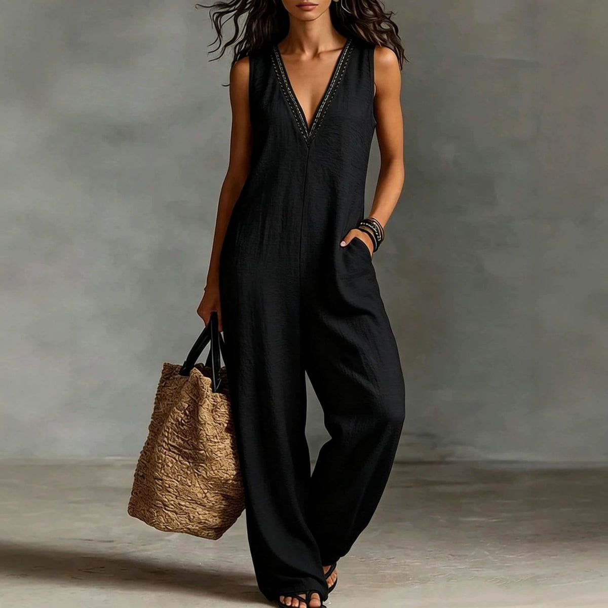 New Womens V-neck Sleeveless Wide-leg Jumpsuit