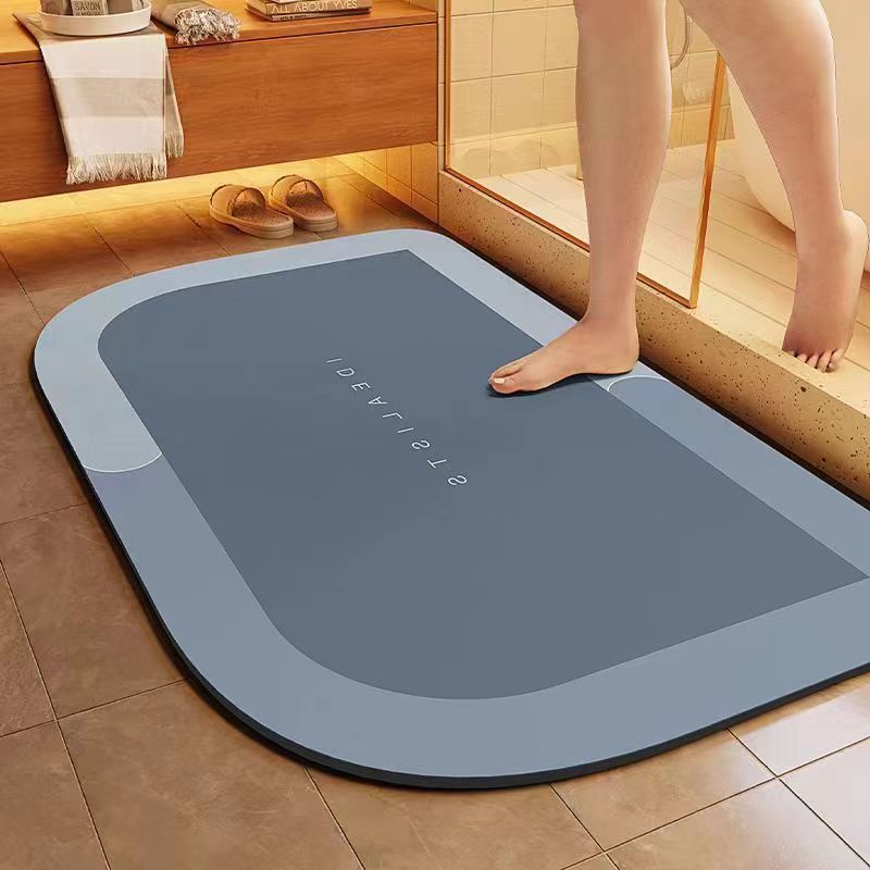 Minimalist Diatomaceous Earth Bathroom Mat for Quick Water Absorption and Drying