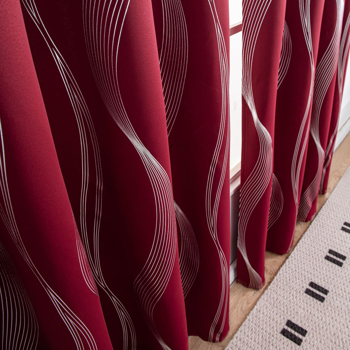 Solid-color Wavy-line Heat-transfer Silver Sun-blocking and Heat-insulating Curtain