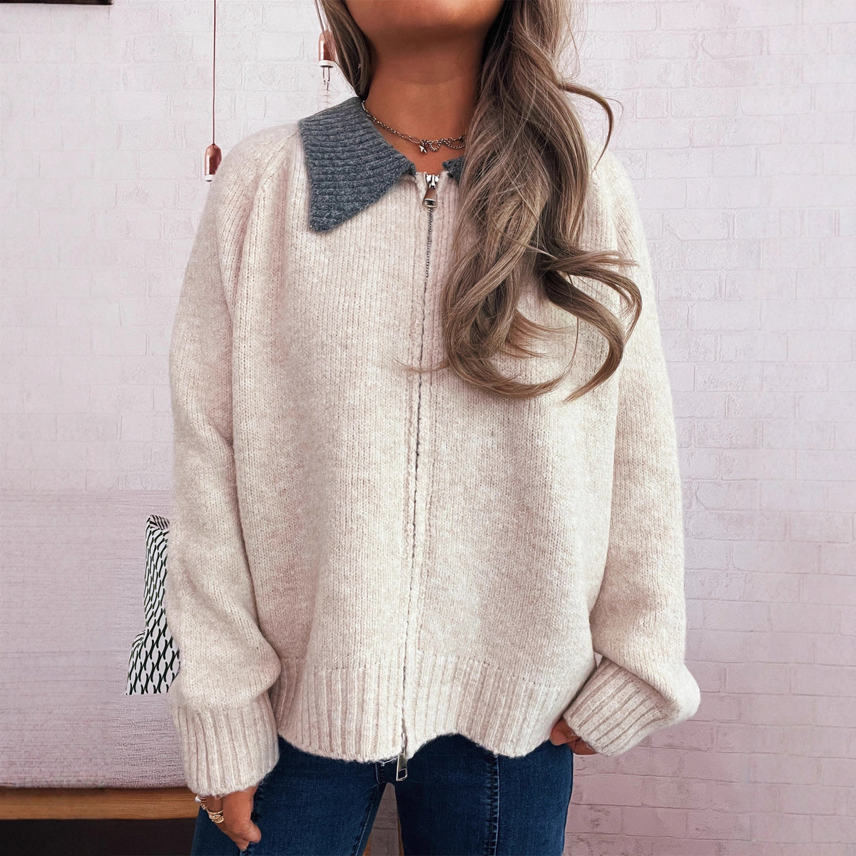 Cute Doll Collar Contrast Color Long Sleeves Zipper Casual Sweater