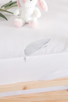 Bamboo Waterproof Childrens Undersheet with Cooling Effect
