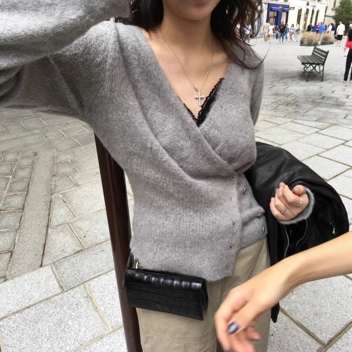 Slimming Long-sleeved Knitted Sweater with Diagonal Button-down Design Women's Top