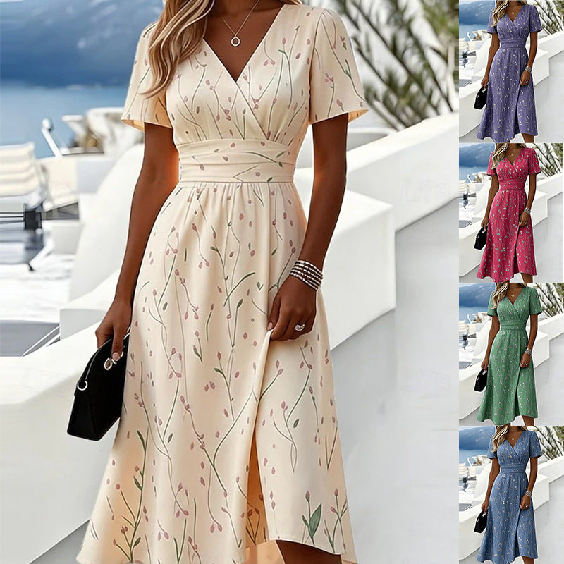 Short-sleeved V-neck Slimming Dress with a Full Skirt