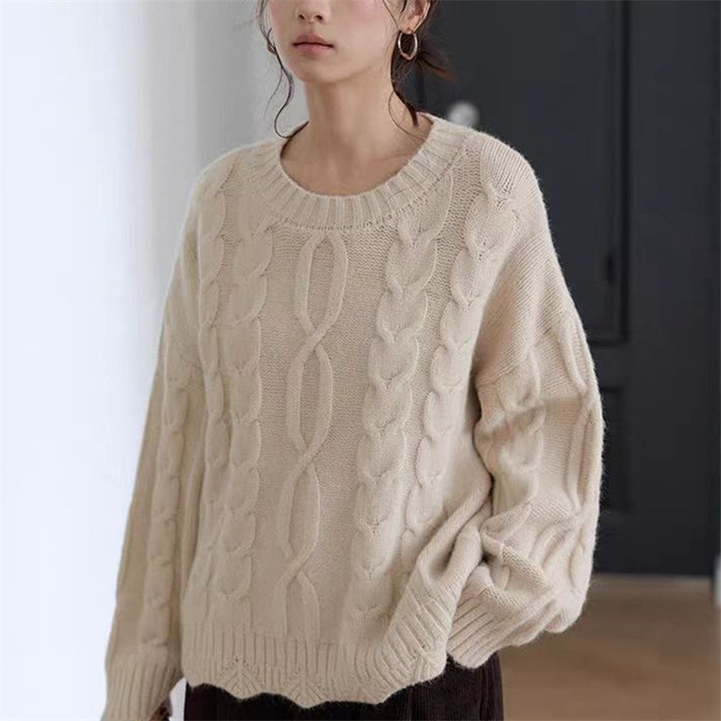 Retro Chunky Knit Cable Patterned Thickened Loose Fitting Short Solid Color Sweater