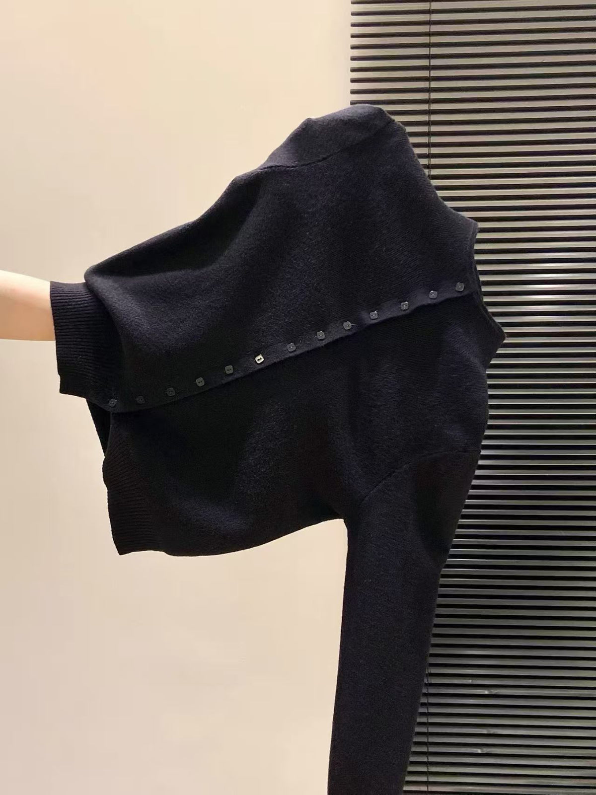 Slimming Versatile Mock-neck Knit Cardigan Sweater