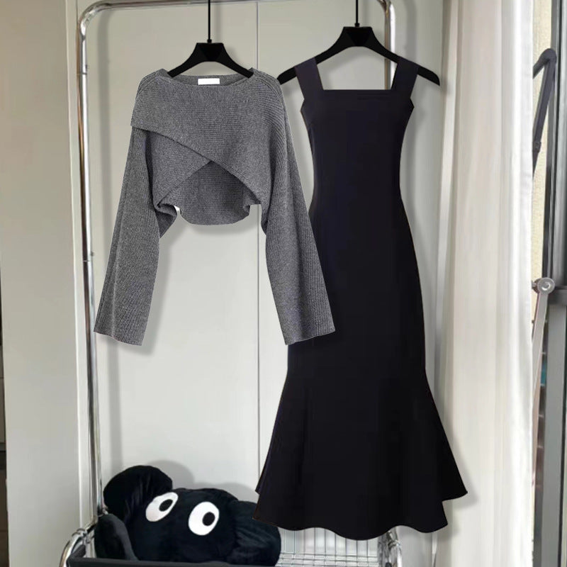 Knitted Cropped Sweater for Outerwear in Winter