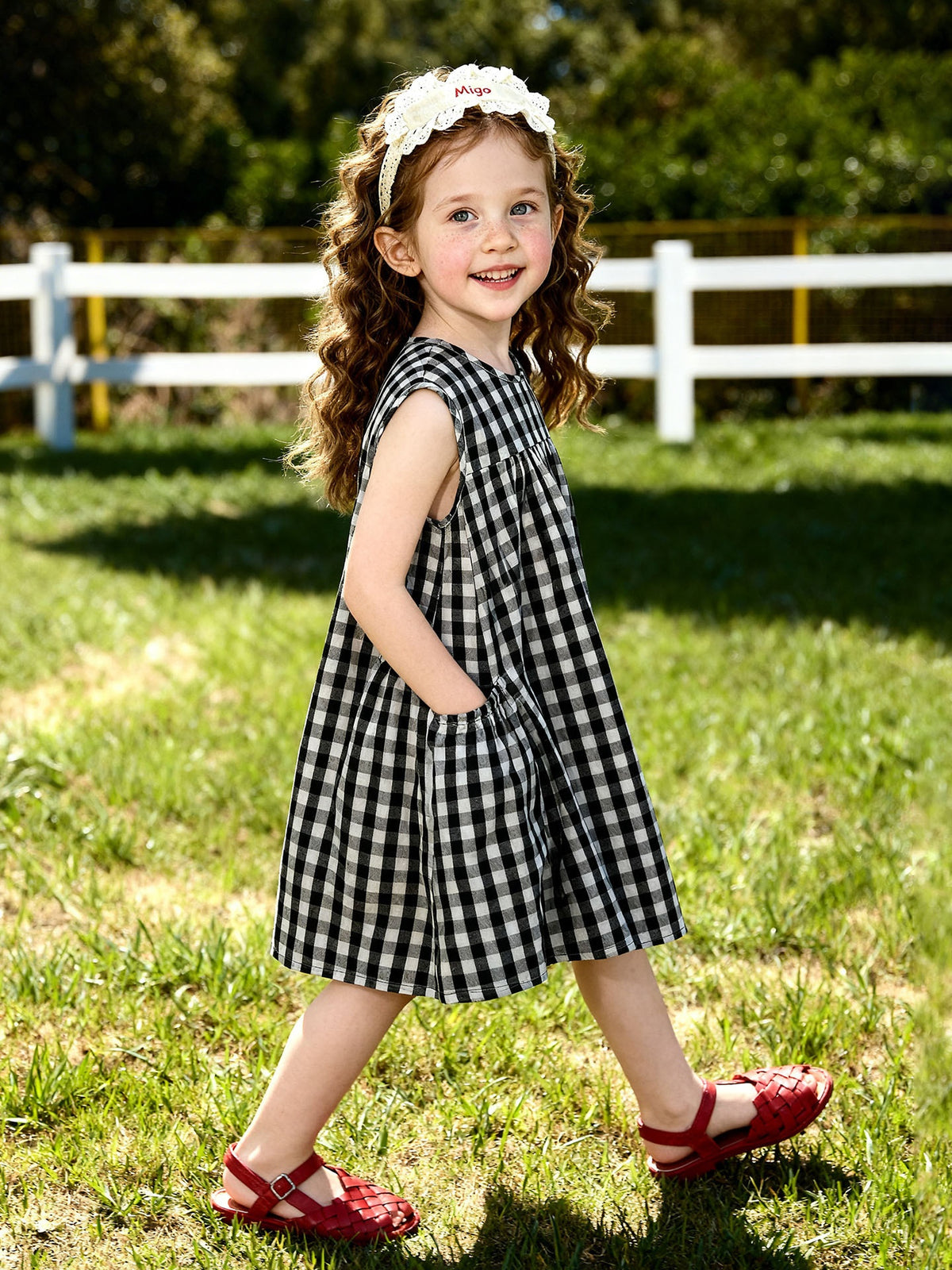 Summer New Arrival Sleeveless Mesh Dress for Girls