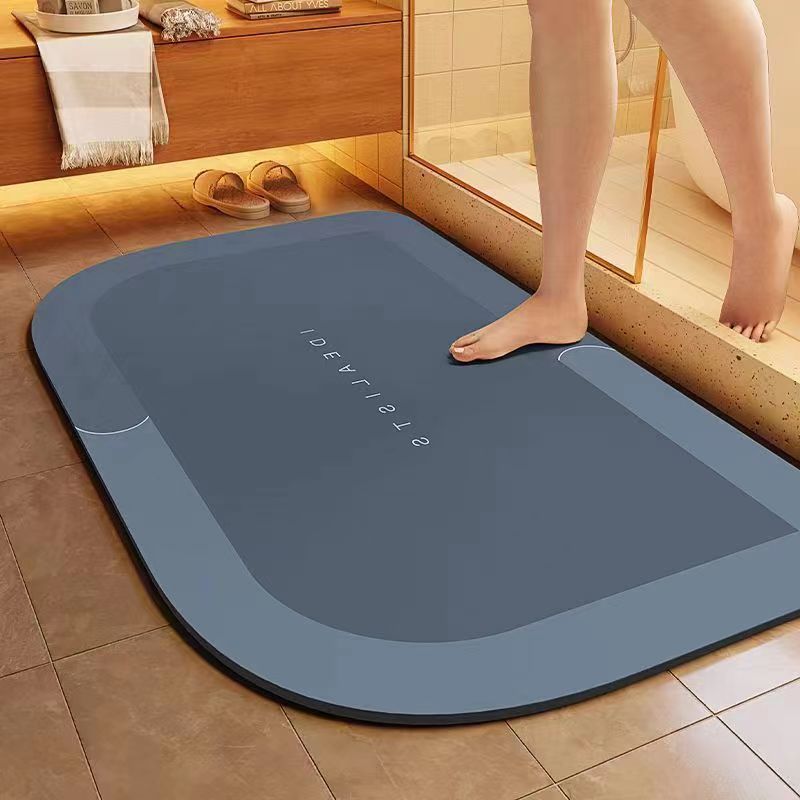 Minimalist Diatomaceous Earth Bathroom Mat for Quick Water Absorption and Drying