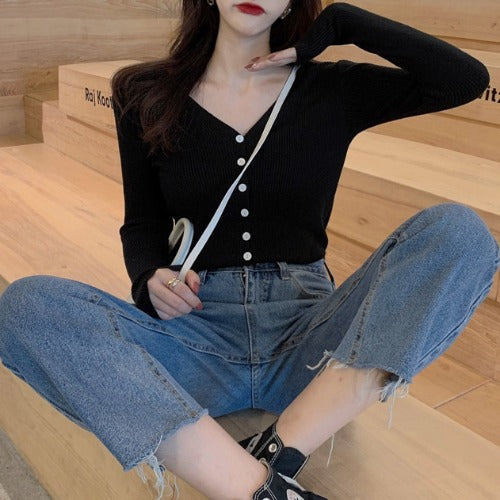 Women's V-Neck Slim Knit Cardigan