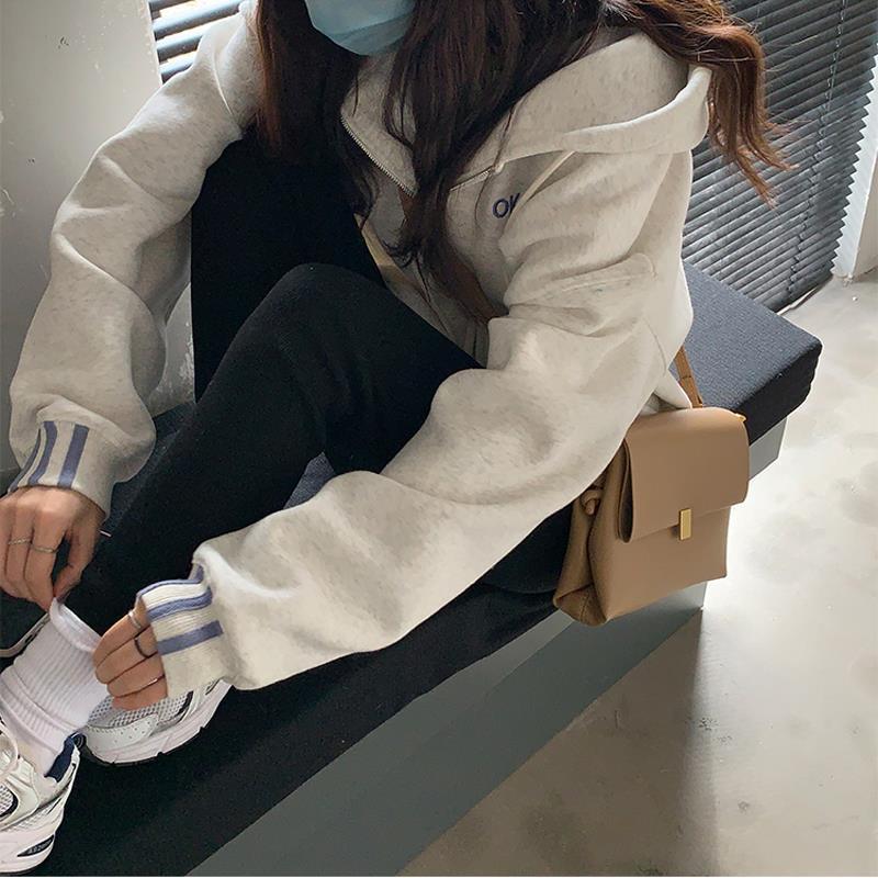 Women's Lightweight Zip-Up Hooded Sweater