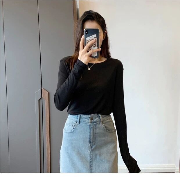 Autumn Loose-fit Figure-flattering Off-shoulder Soft-texture Long-sleeve T-shirt for Women