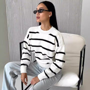 Women's Color‑Block Base Layer Top – Loose Fit Long‑Sleeve Pullover