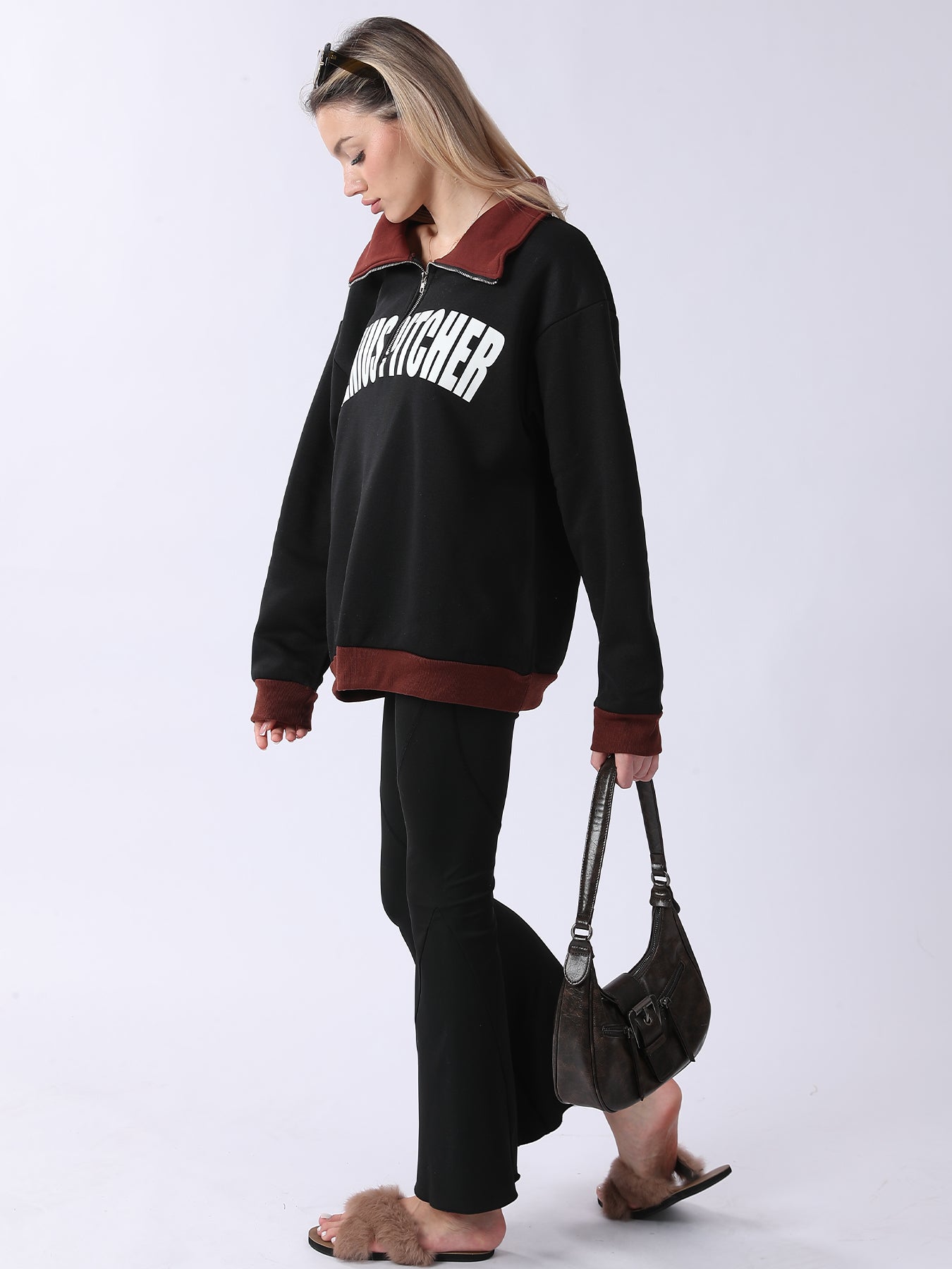 Cozy Women's Long-Sleeve Sweatshirt for Daily Comfort