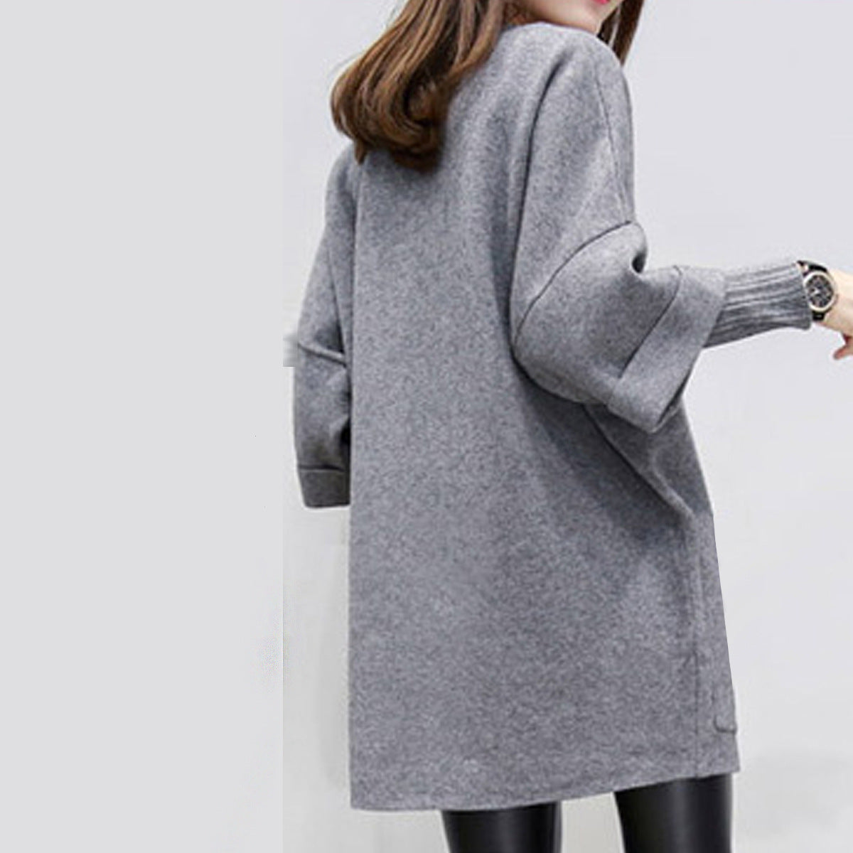 Women's Cozy Gray Round-Collar Long-Sleeve Sweater