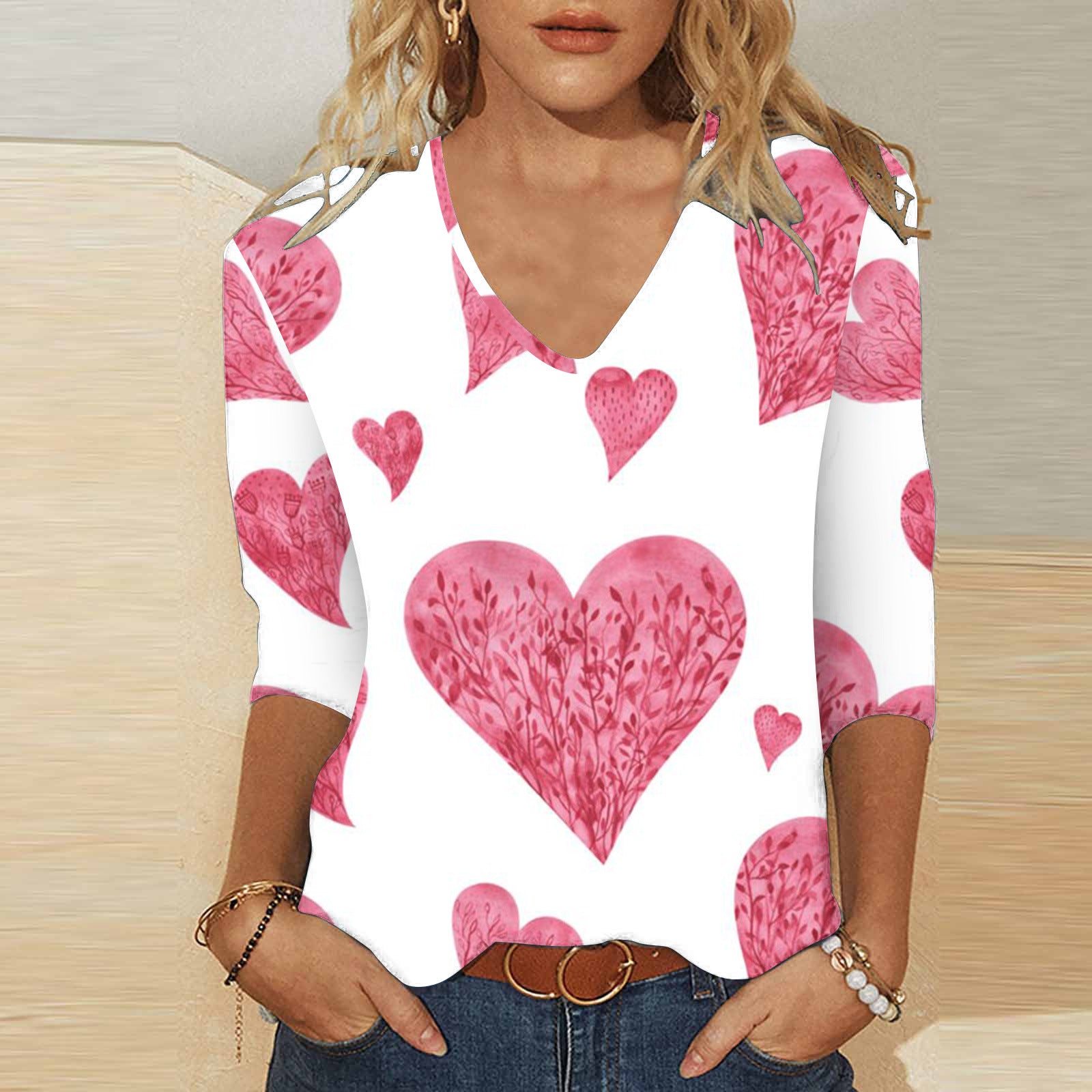 Cute Valentine's Heart V-Neck 3/4 Sleeve Casual T-Shirt
