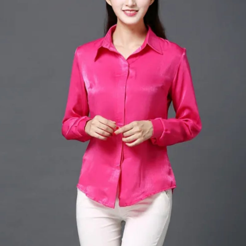 This Mulberry Silk Shirt Has A Slim And Form-fitting Texture Made Of Real Silk
